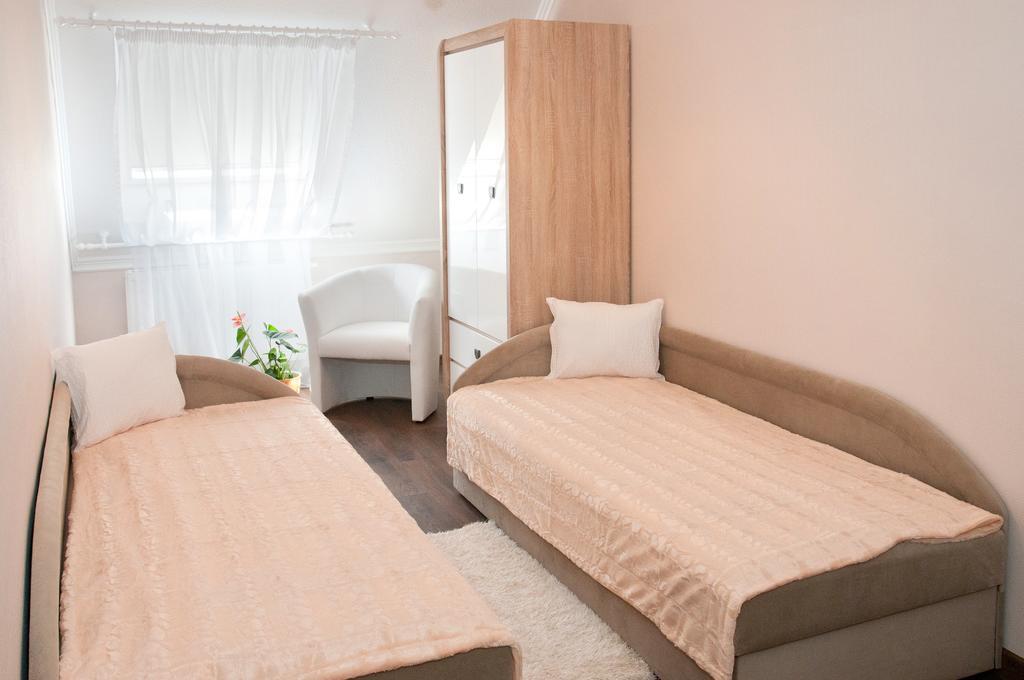Ametiszt Apartman Hévíz Екстериор снимка