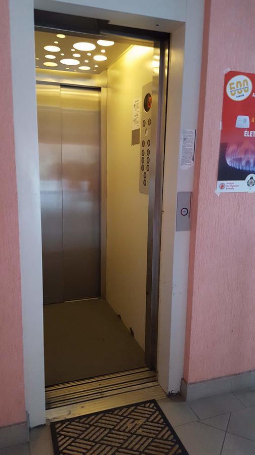 Ametiszt Apartman Hévíz Екстериор снимка
